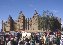 <strong>Lire la suite</strong><br>Histoire de l'Afrique de l'Ouest Histoire de l'Afrique de l'Ouest