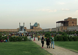 <strong>Lire la suite</strong><br>Les Peuples et civilisations du Moyen orient et d'Asie centrale Les Peuples et civilisations du Moyen orient et d'Asie centrale