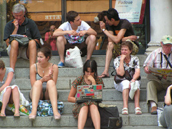 <strong>Lire la suite</strong><br>Peuples - (Déf.) Peuples - (Déf.)