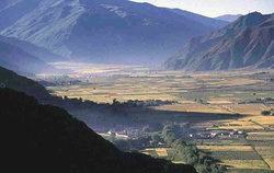 <strong>Lire la suite</strong><br>Histoire du Tibet en bref Histoire du Tibet en bref