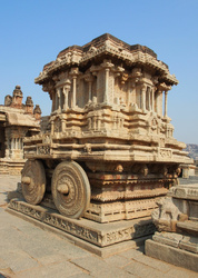 <strong>Lire la suite</strong><br>Les fondements religieux de L'Hindouisme Les fondements religieux de L'Hindouisme