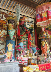 <strong>Lire la suite</strong><br>Chine - les religions Chine - les religions