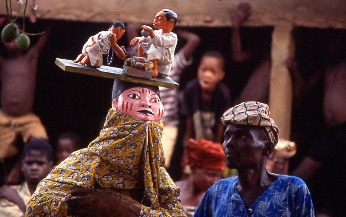 Benin - tradition des masques Guelede