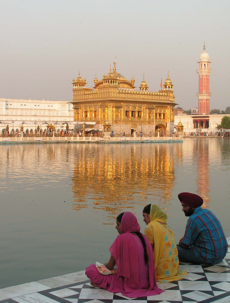 Sikh du Penjab, au temple d'or d'Amritsar