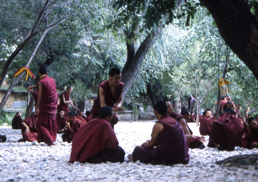 Exercice de rhétorique au monastère de Sera