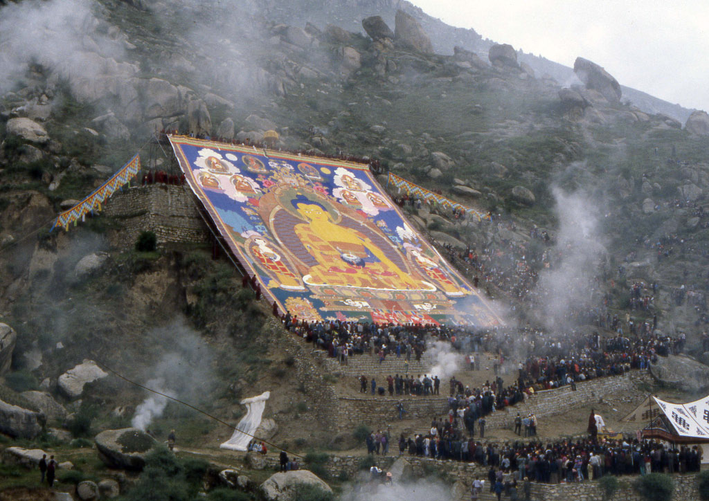 De nombreux pélerins viennent de tout le Tibet pour assister à cette cérémonie annuelle